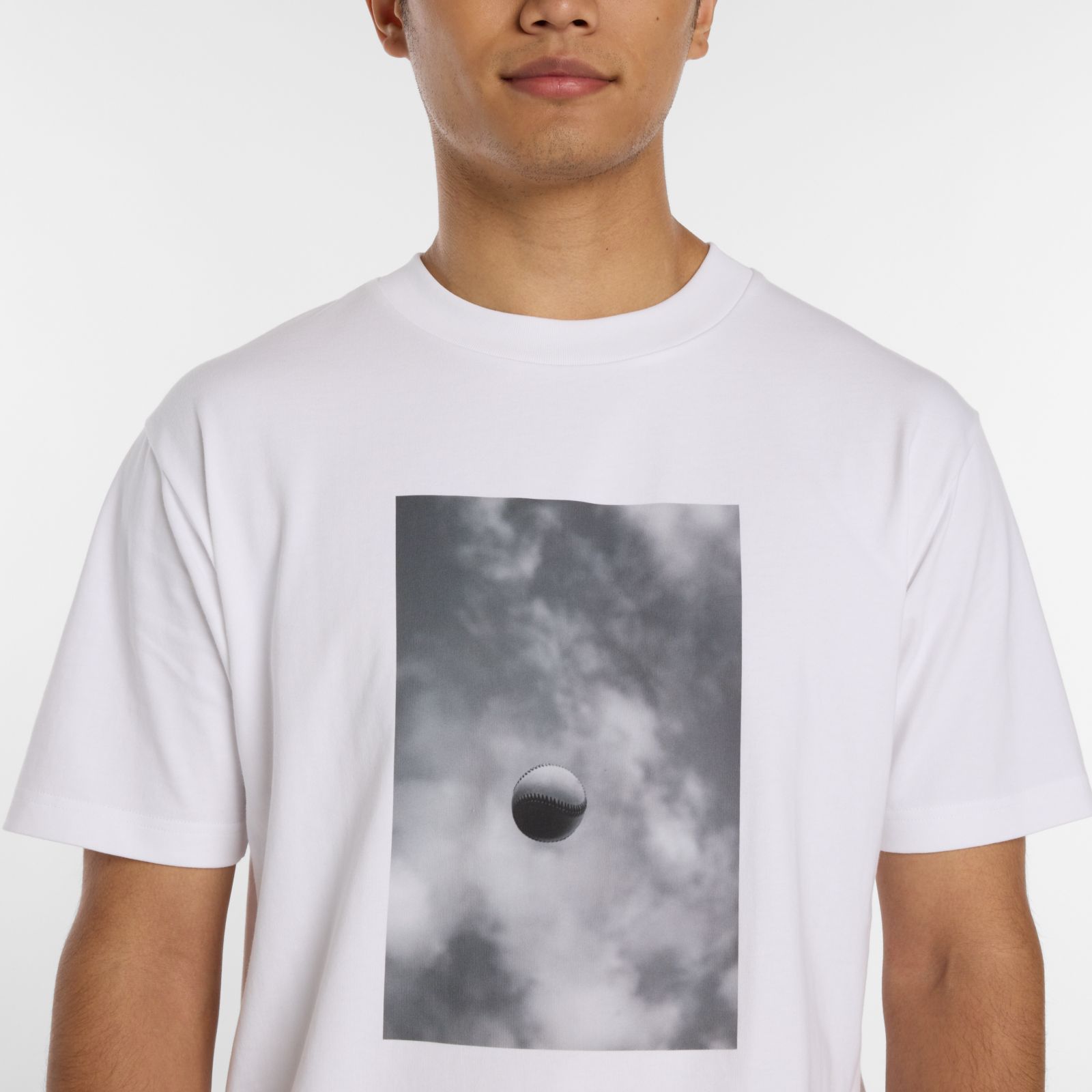 Мужские футболки New Balance Shohei Photo Sky T-Shirt — фото 4