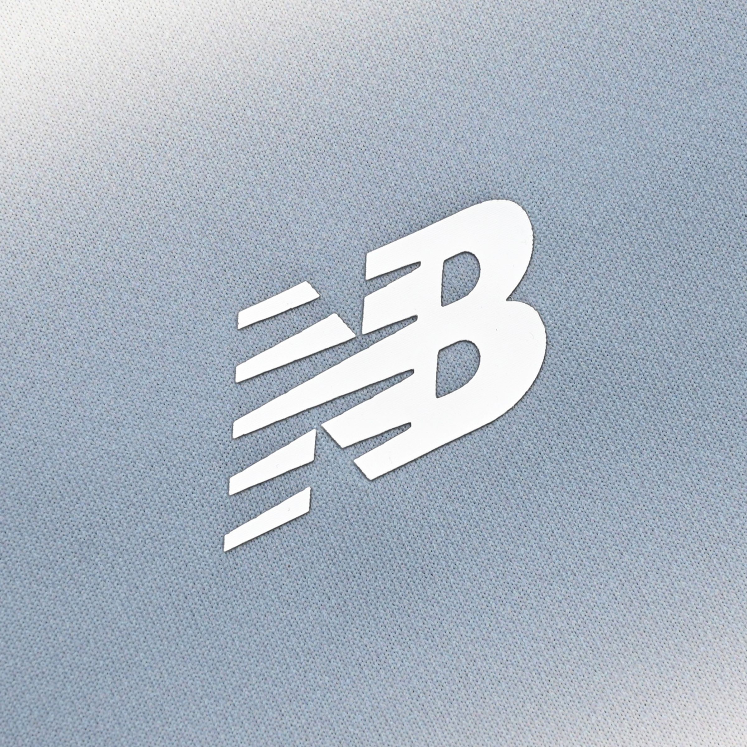 ファンクショナルショートスリーブストライプドTシャツ