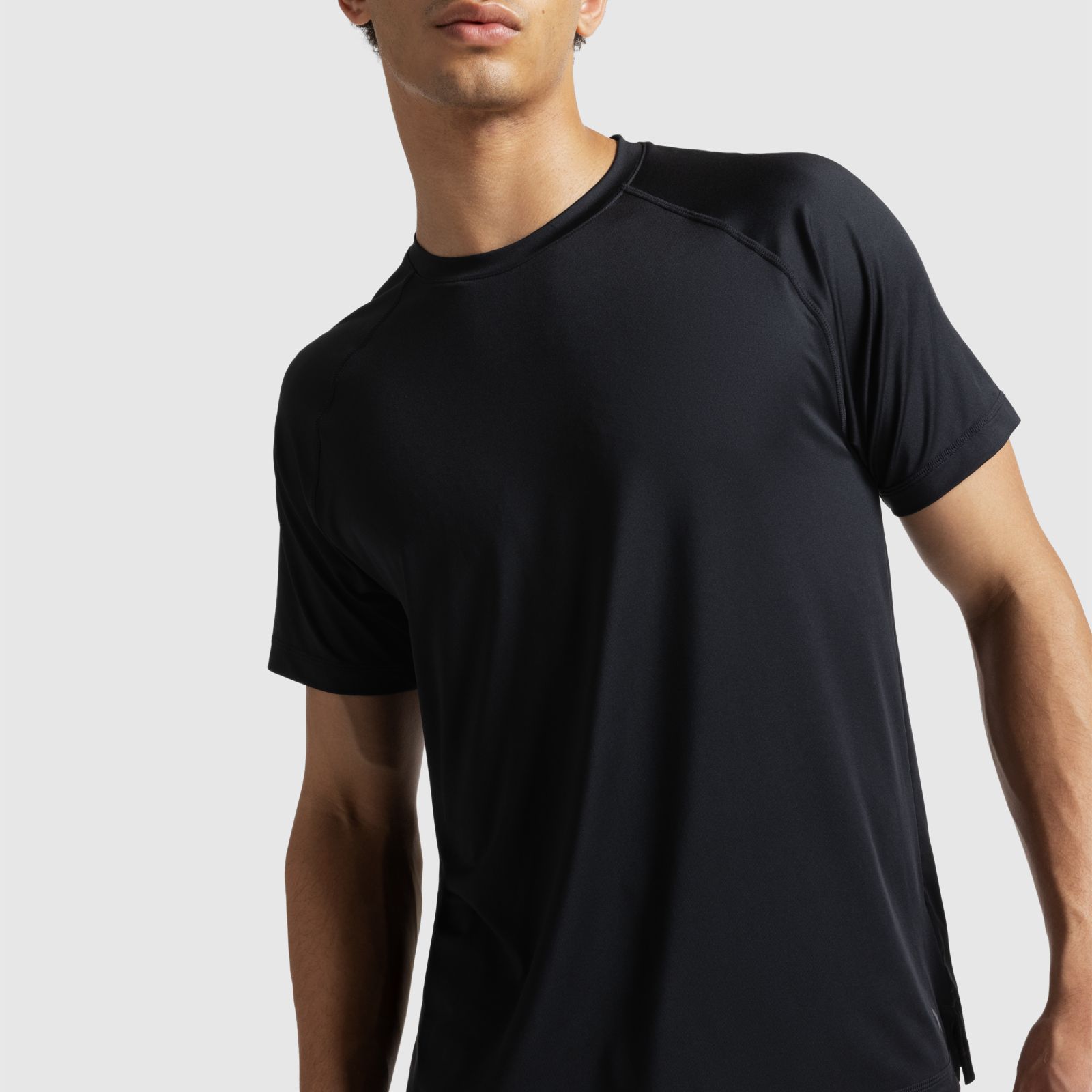 Мужские футболки New Balance Klutch Athletics Performance T-Shirt — фото 2