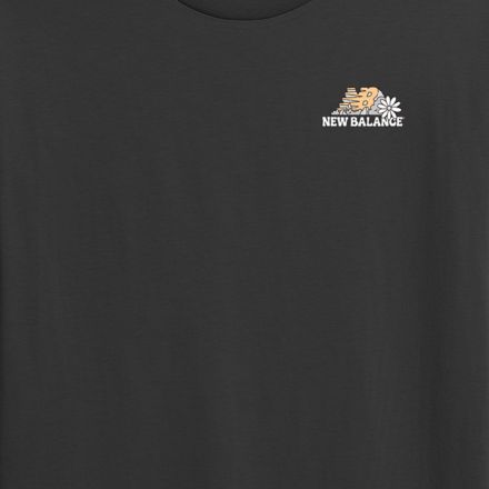 Outdoor Characters 圖案 T 恤