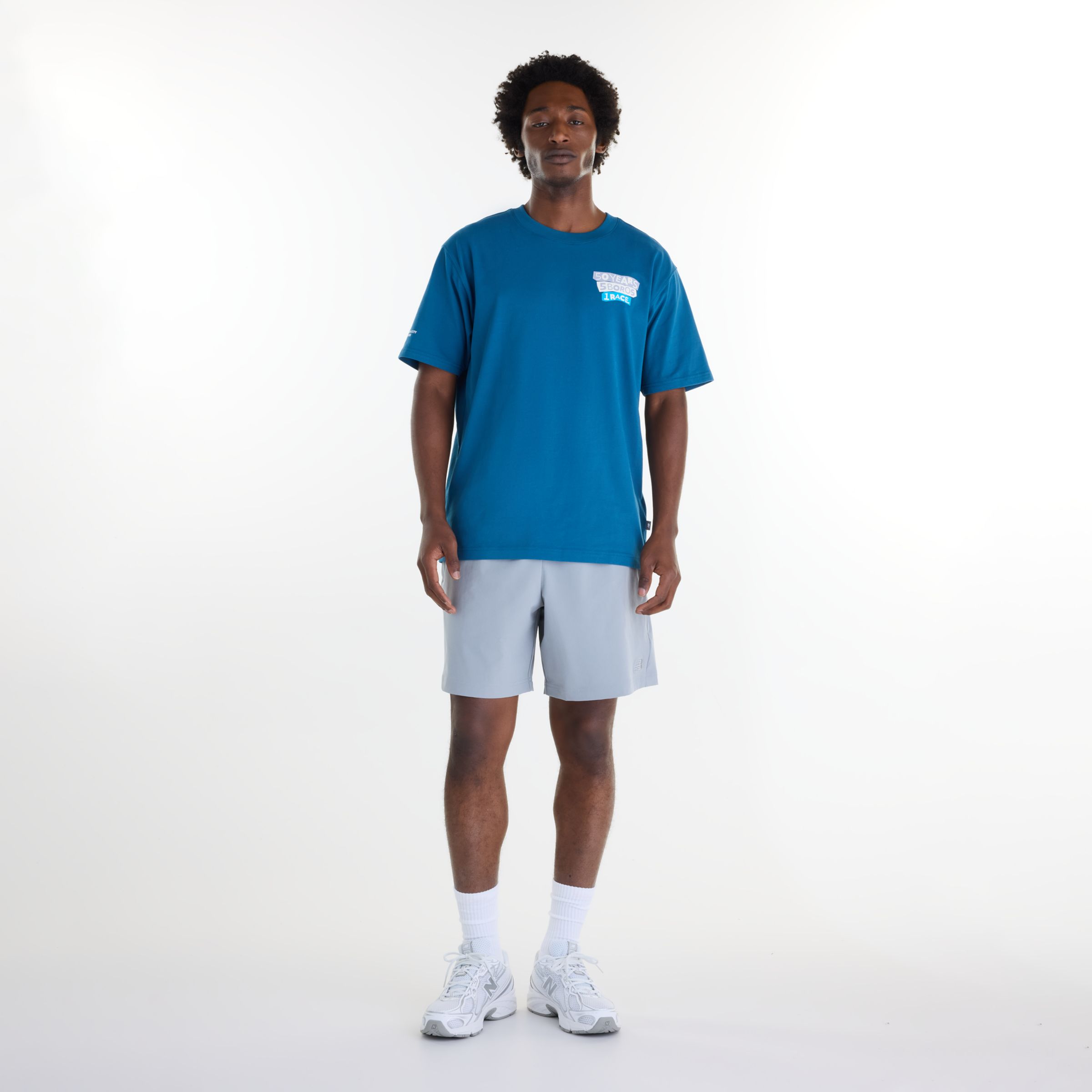 Tyliv is wearing size M and is 6'1"/186cm. Chest: 34.5"/88cm, Waist: 29"/74cm, Hips: 36.5"/93cm