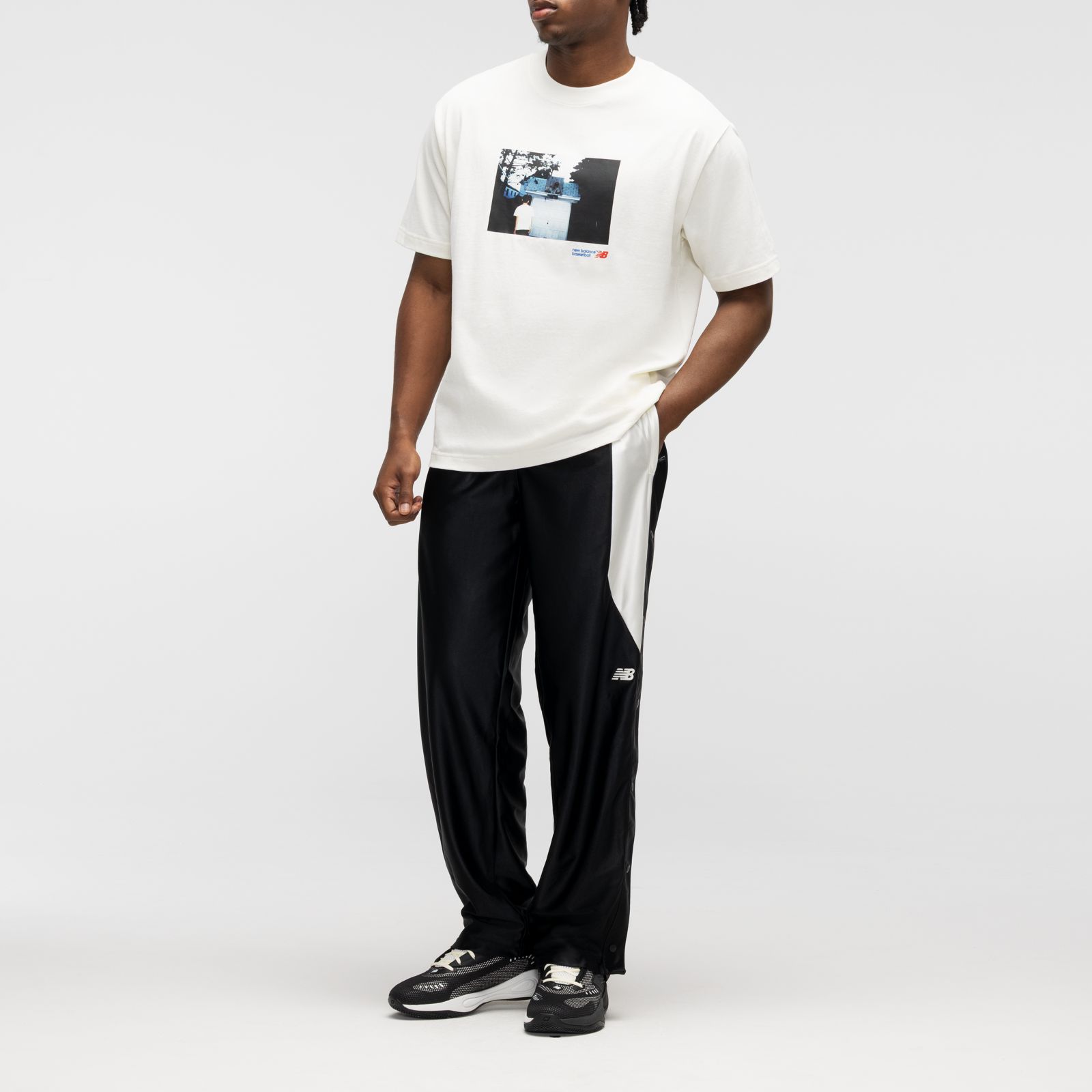 Мужские футболки New Balance Basketball Photo Graphic T-Shirt — фото 2