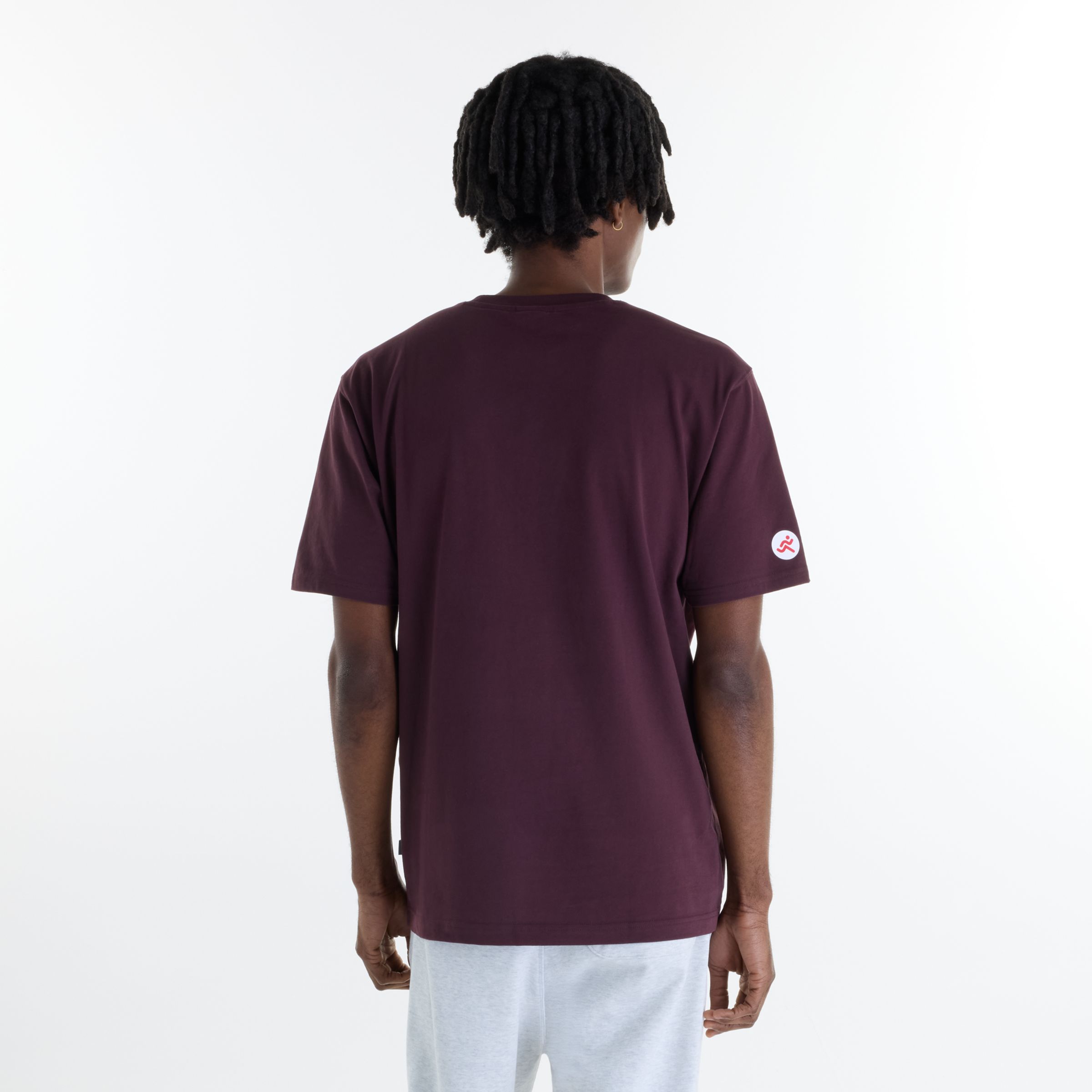 Glad is wearing size M and is 6'1"/ 185cm. Waist: 29"/74cm