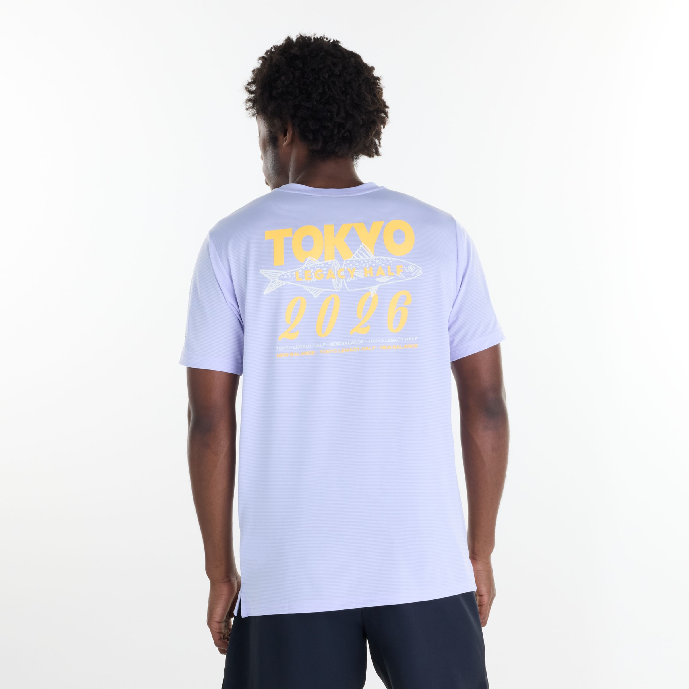 Tyliv is wearing size M and is 6'1"/186cm. Chest: 34.5"/88cm, Waist: 29"/74cm, Hips: 36.5"/93cm