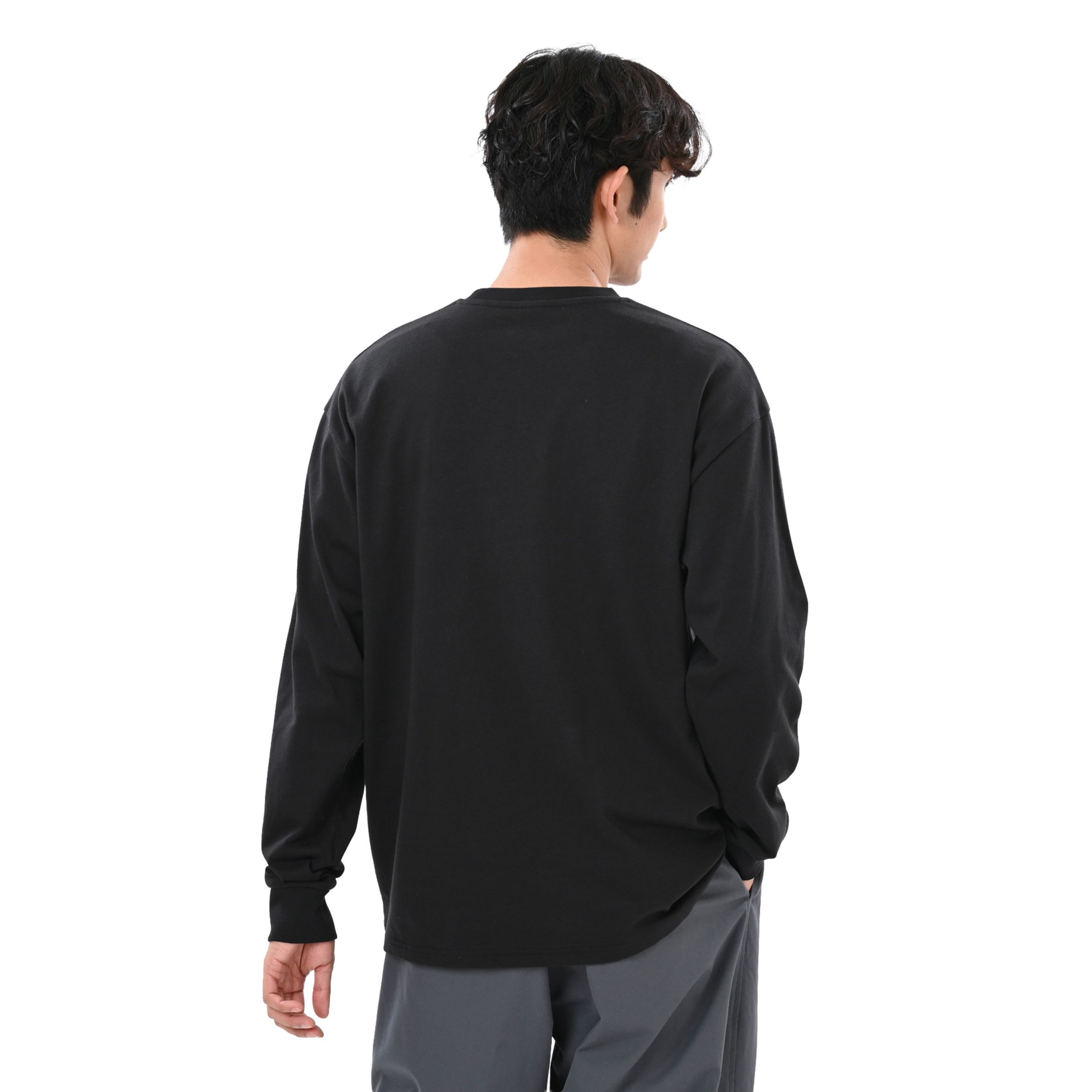 New Balance エンブロイダリードNBロングスリーブポケットTシャツ, MT62D3JABK