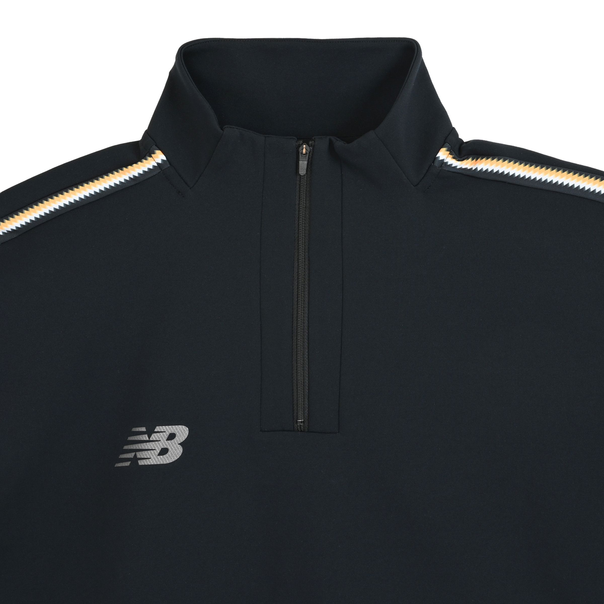 New Balance Black Out ウォームアップトップ, MT62D4ZABK
