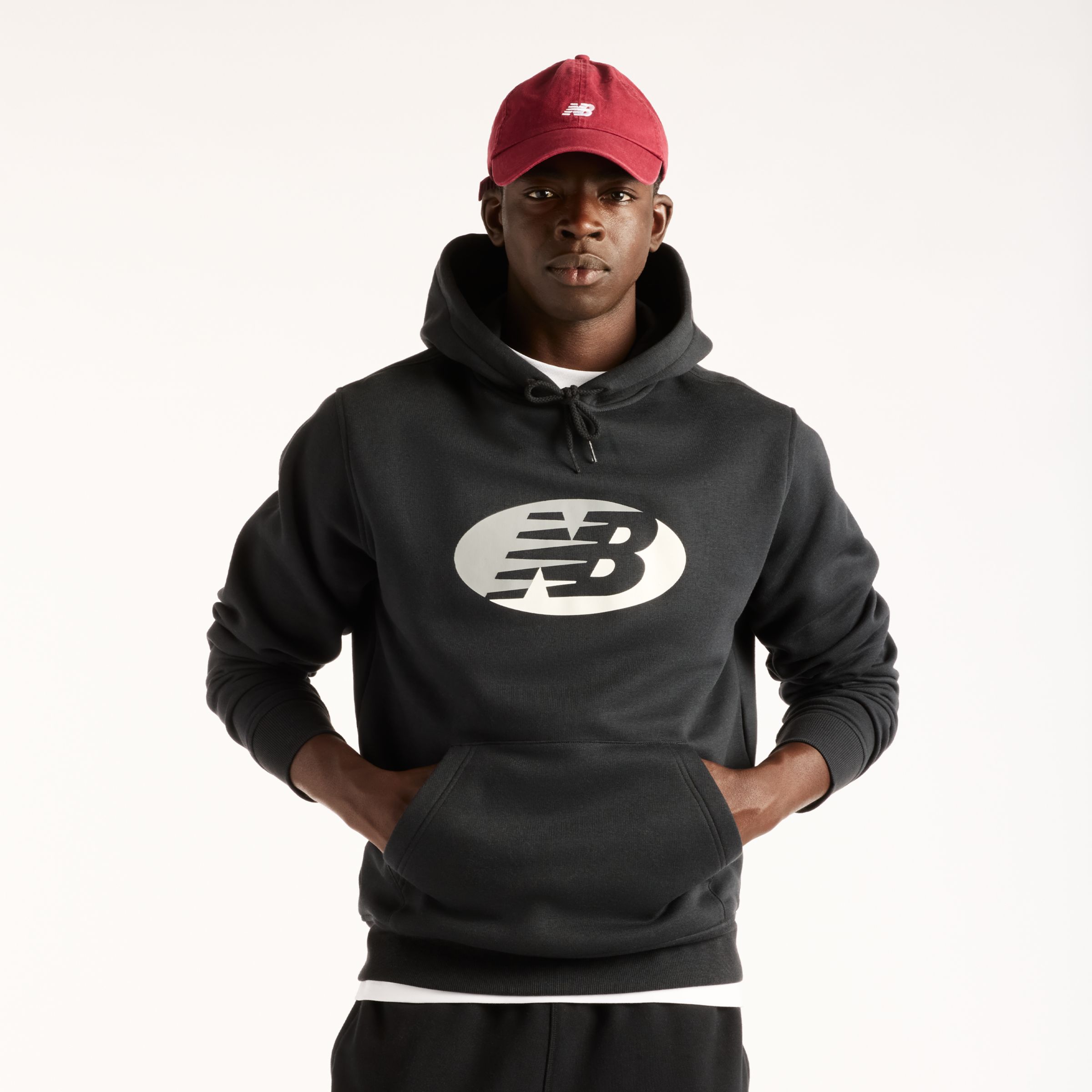 New Balance Oval Badge Relaxed Hoodie, MT62F6G8BK
