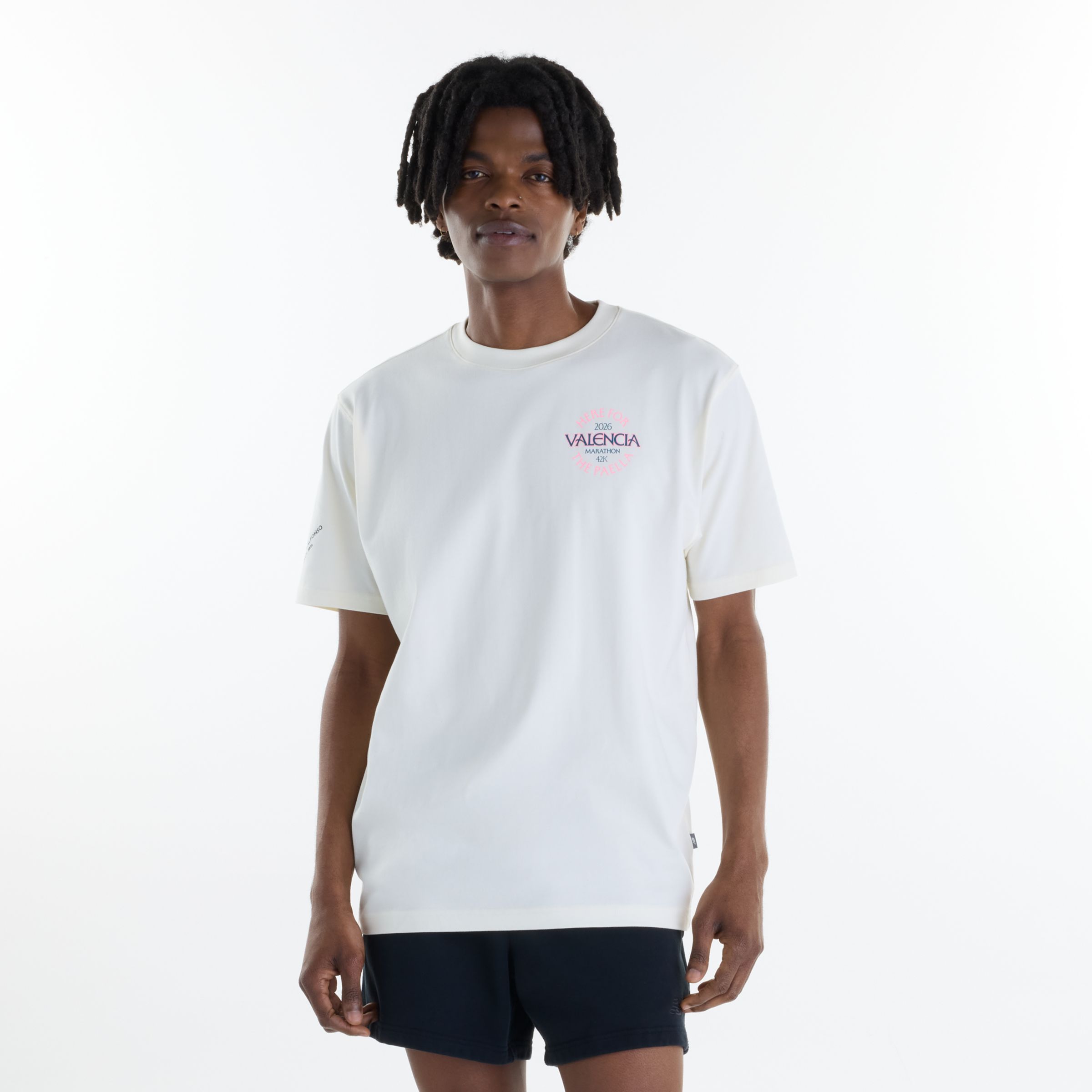 Glad is wearing size M and is 6'1"/ 185cm. Waist: 29"/74cm