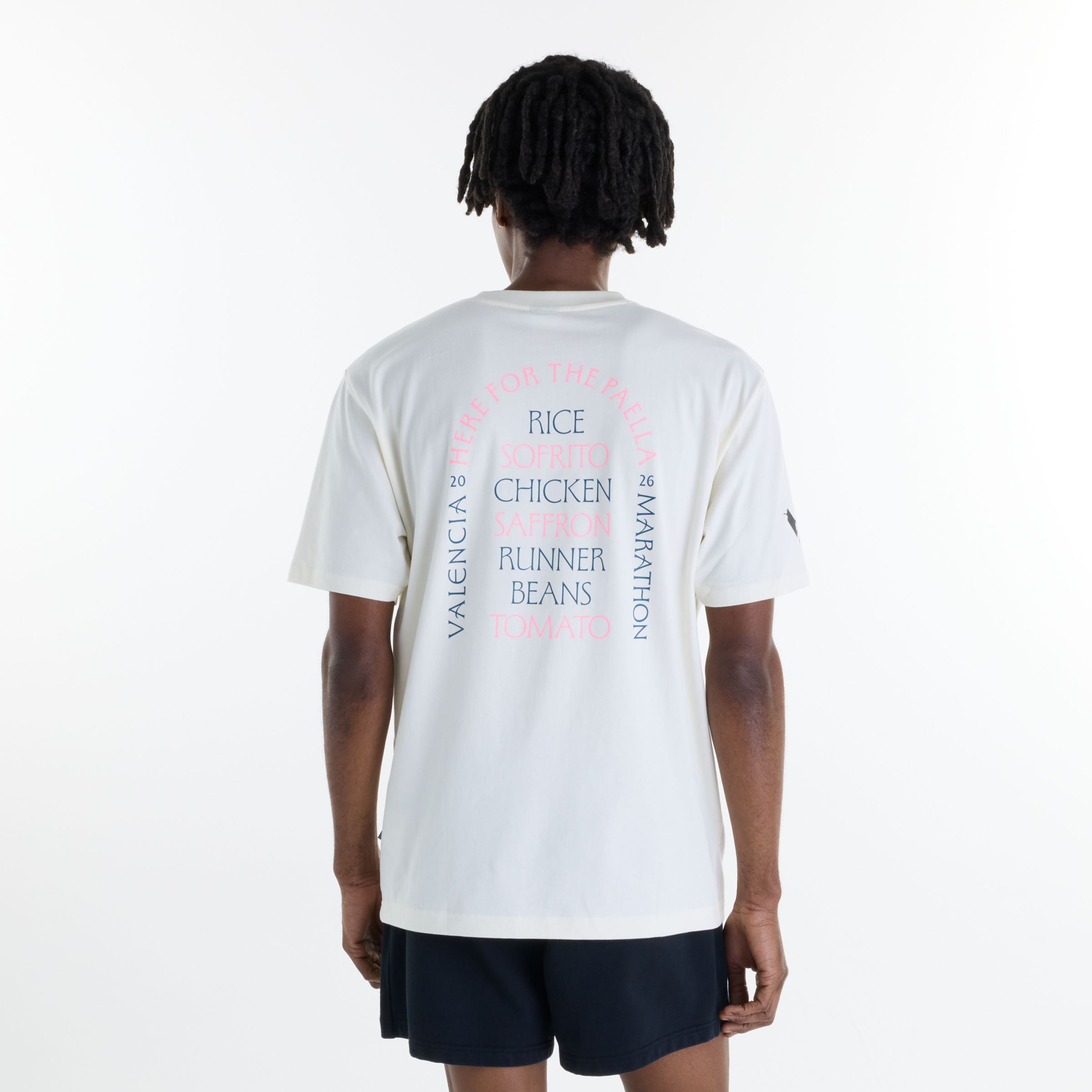 Glad is wearing size M and is 6'1"/ 185cm. Waist: 29"/74cm
