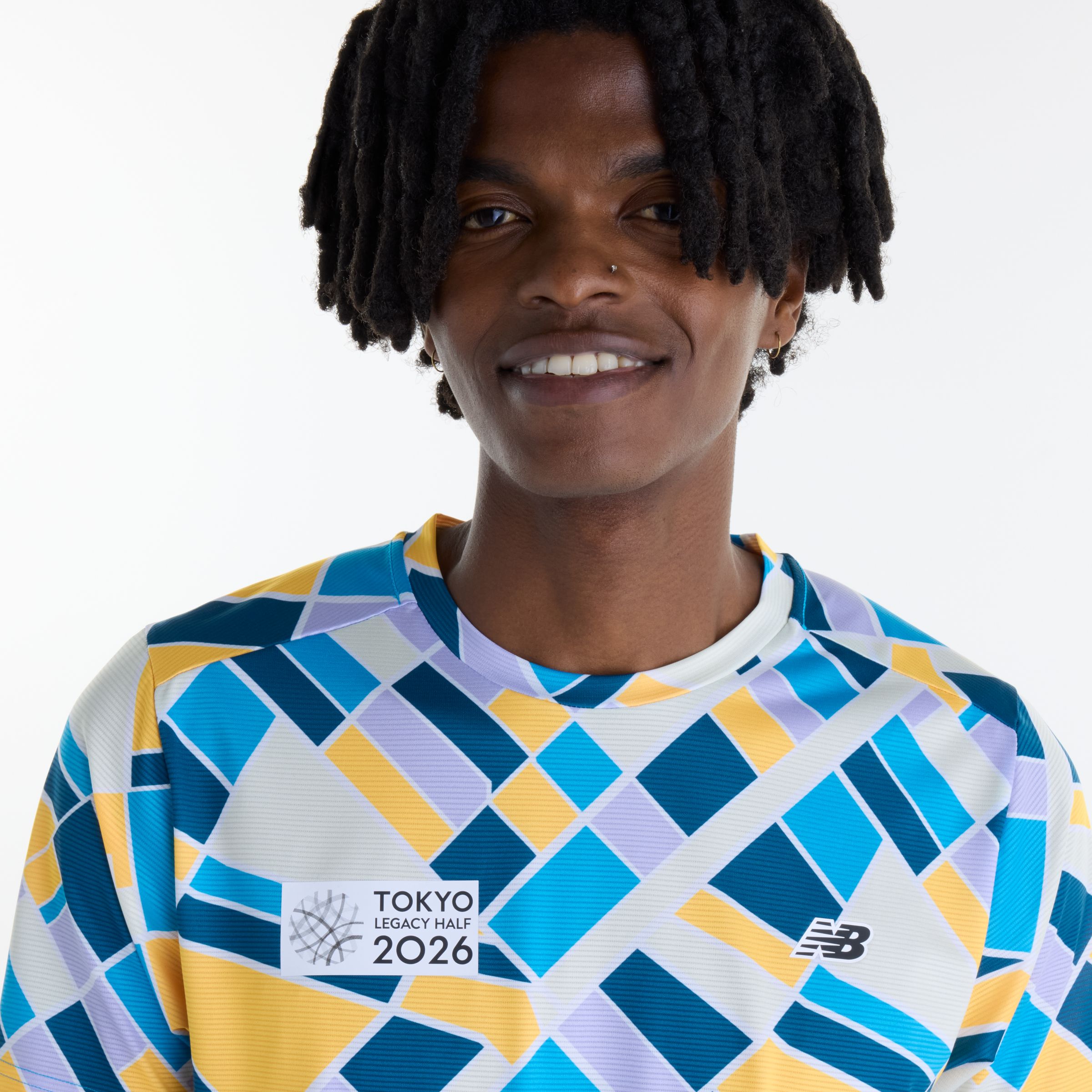 Glad is wearing size M and is 6'1"/ 185cm. Waist: 29"/74cm