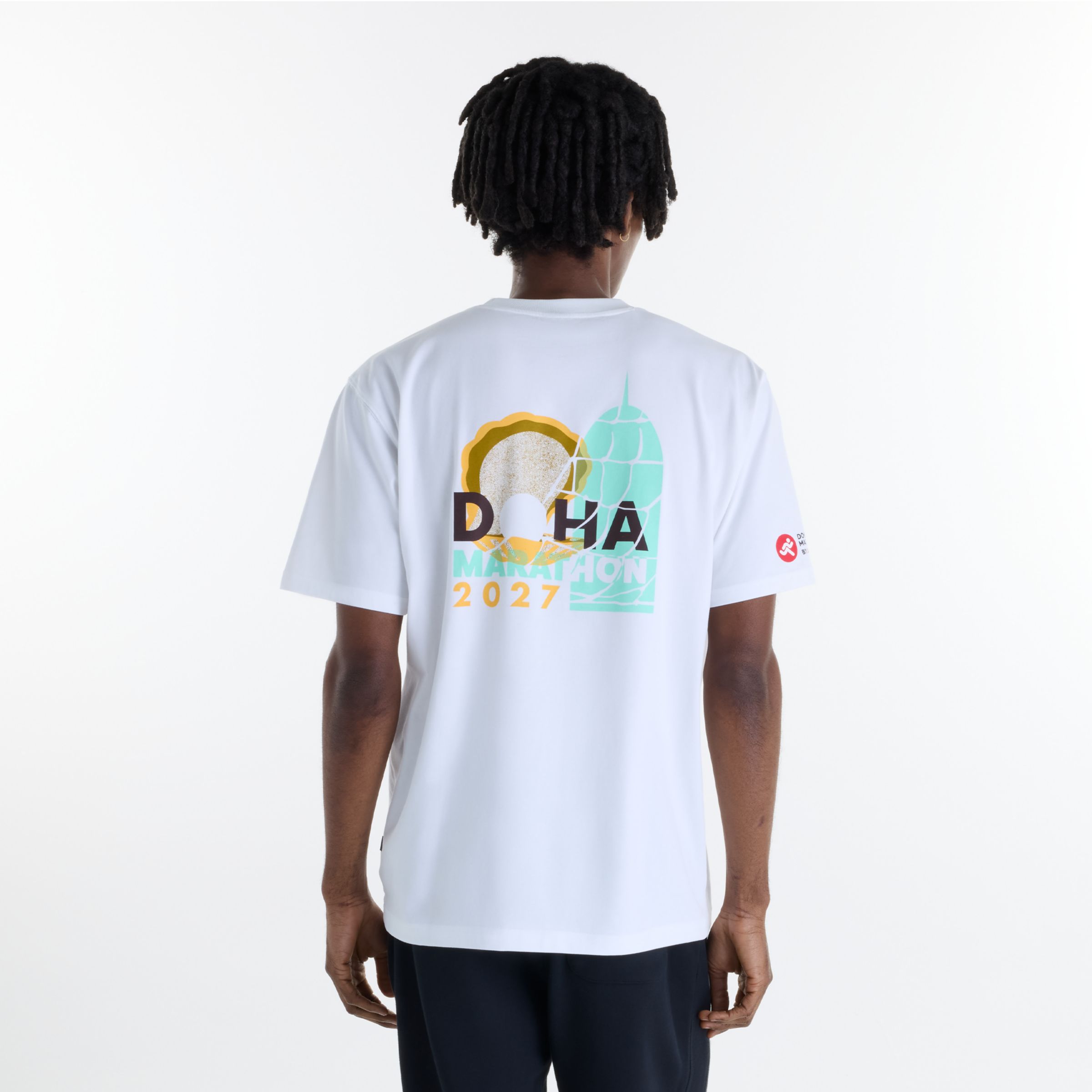 Glad is wearing size M and is 6'1"/ 185cm. Waist: 29"/74cm