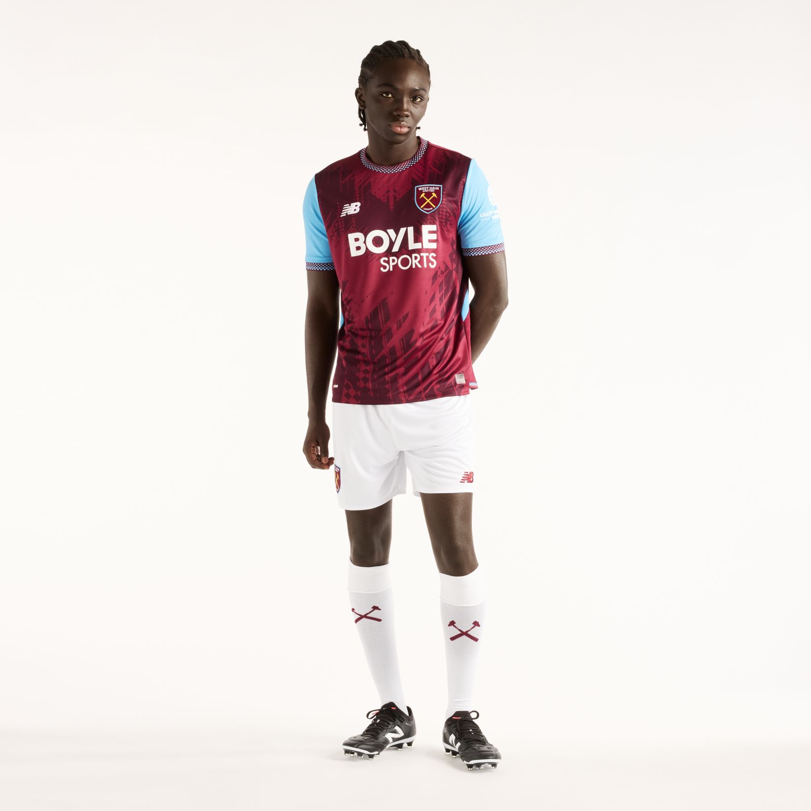 Мужские брюки New Balance West Ham United 26/27 Home Short Sleeve Jersey — фото 2