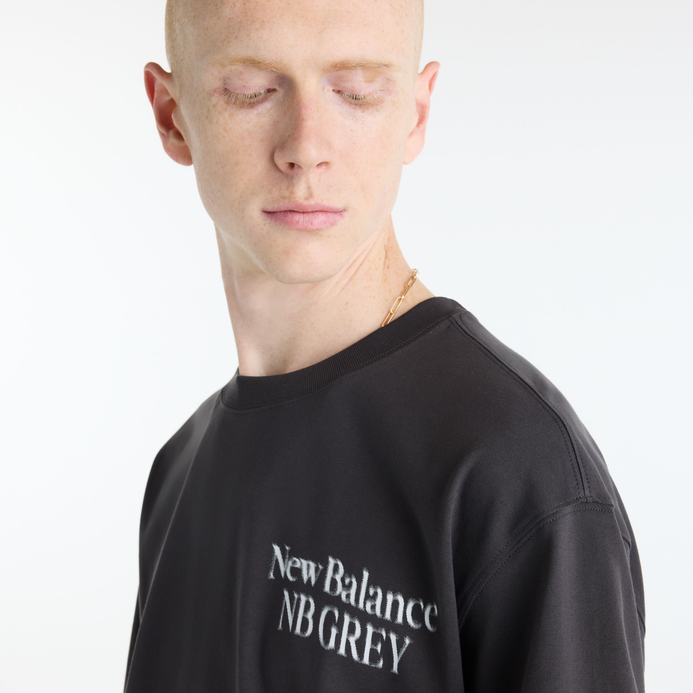 NB GREY グラフィックロゴショートスリーブTシャツ