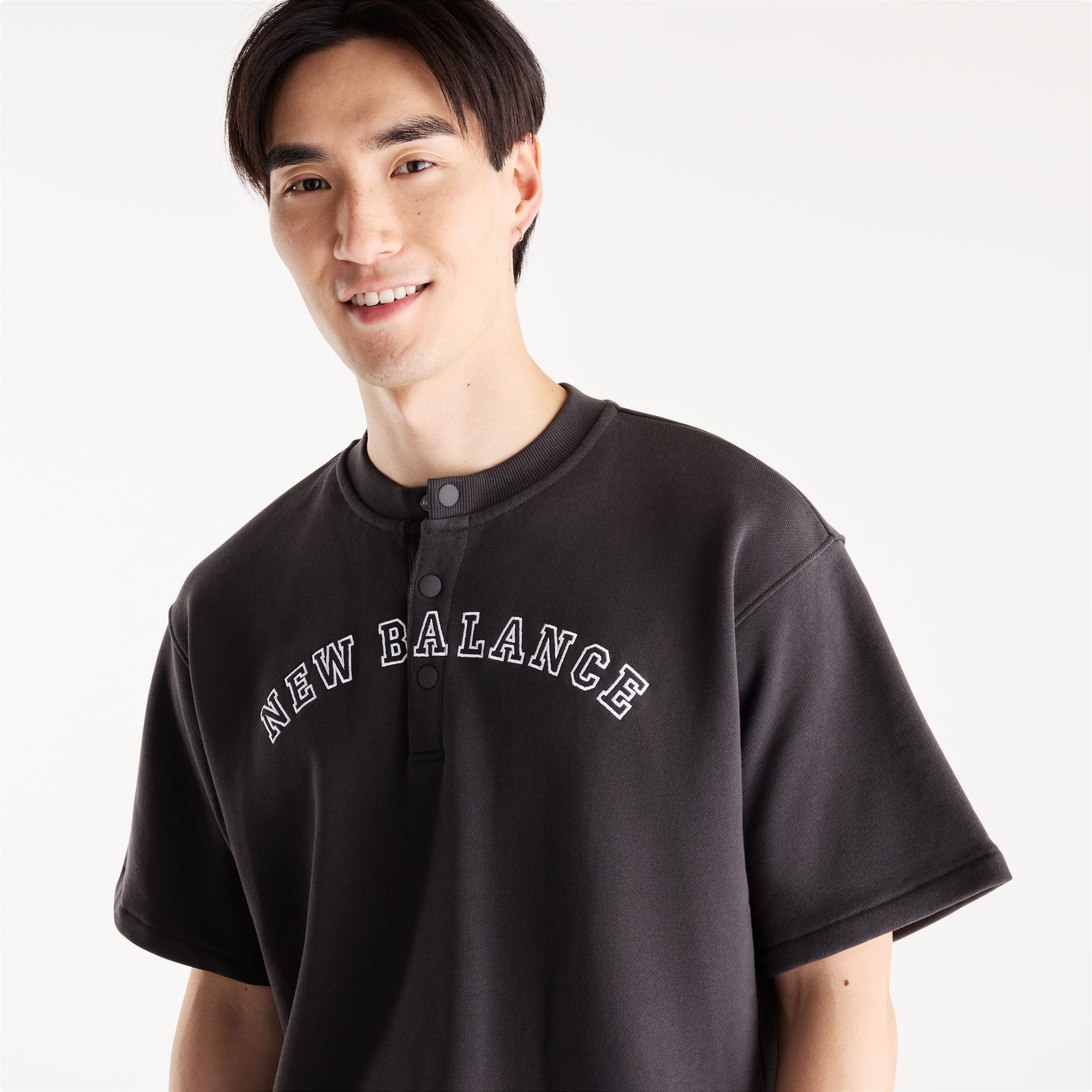 大谷翔平シグネチャーヘンリーネックショートスリーブTシャツ