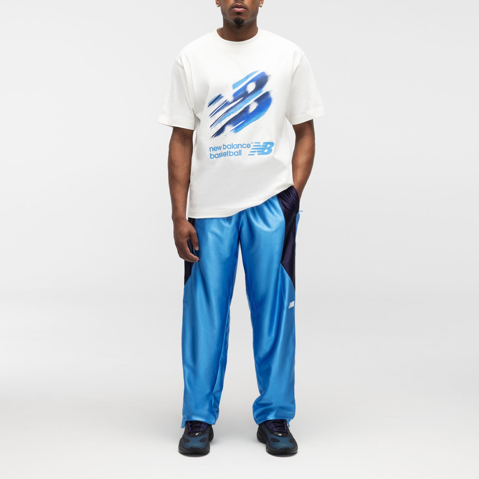 Мужские футболки New Balance Basketball Graphic T-Shirt — фото 2