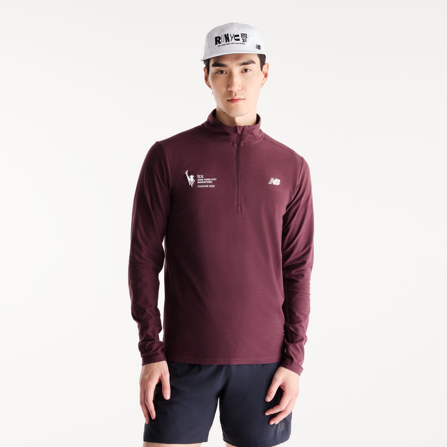 Мужская толстовка New Balance NYC Marathon Sport Essentials Space Dye Finisher 1/4 Zip, цвет: Вишнёвый кожаный — фото 1