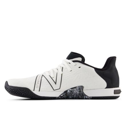 New balance hotsell black minimus