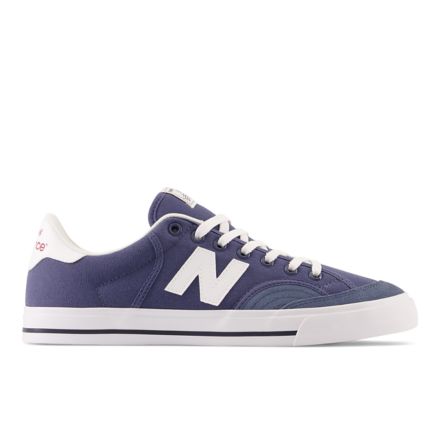 Navy blue outlet new balance classics