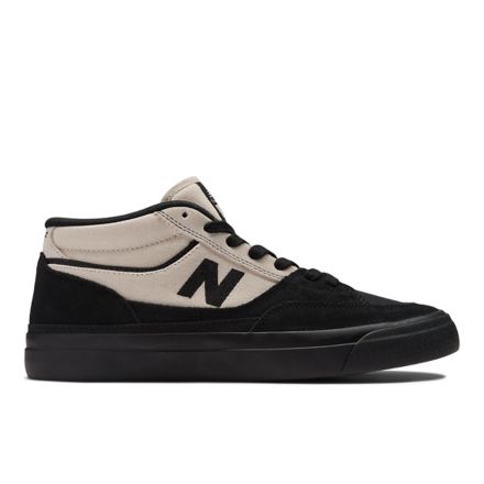 New balance best sale mens skate shoes