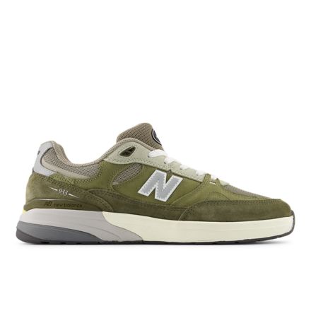 NB Numeric Andrew Reynolds 933