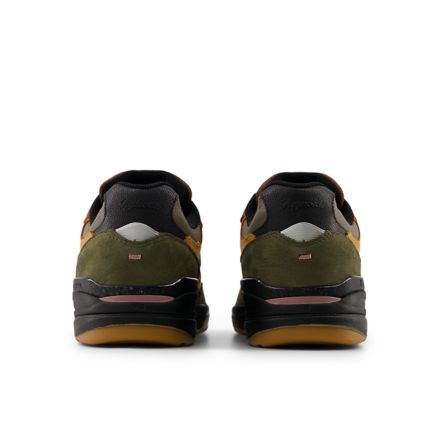 Mike Gigliotti x NB Numeric 933 Reynolds