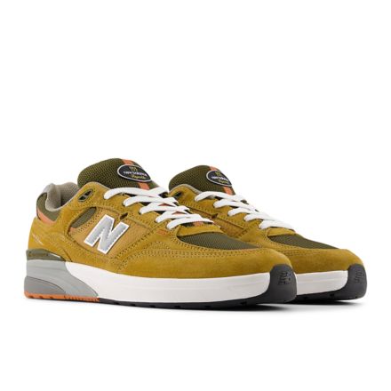 スエード！送料＆関税込み☆NB Numeric Andrew Reynolds 933 NB Numeric Andrew Reynolds 933 - New Balance