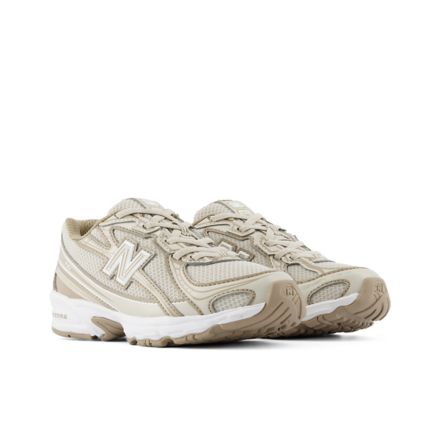 740 BUNGEE LACE, TIMBERWOLF with DRIFTWOOD, P7404DN