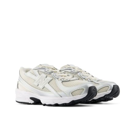 740 BUNGEE LACE, BLACK METALLIC with ALKALINE GREEN, P7407RC