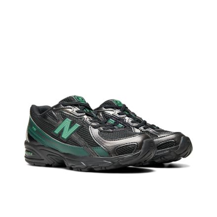 740 BUNGEE LACE, BLACK with NORDIC GREEN, P7408YL