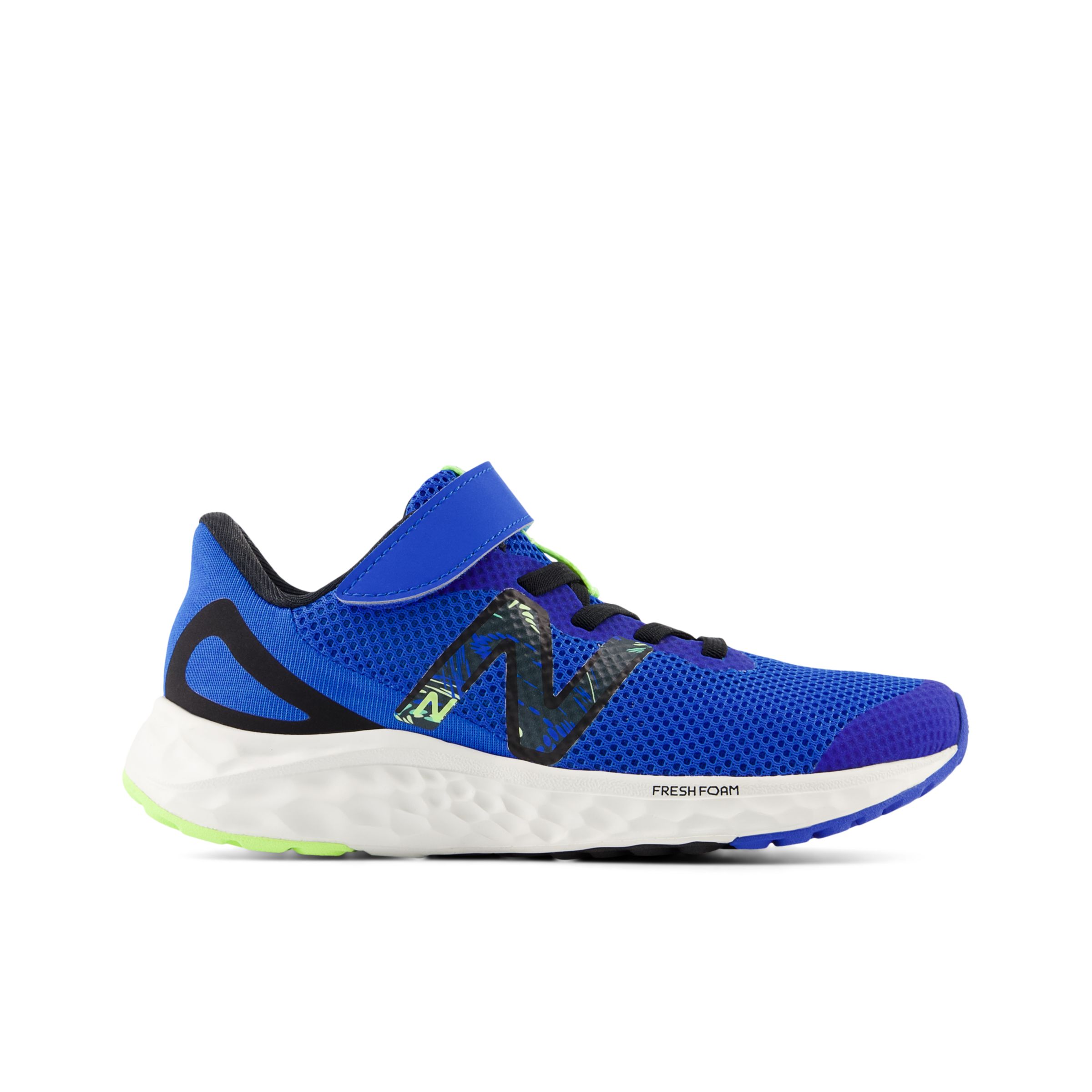 

New Balance Enfant Fresh Foam Arishi v4 Bungee Lace with Top Strap en Bleu/Noir/Vert, Mesh, Taille 31