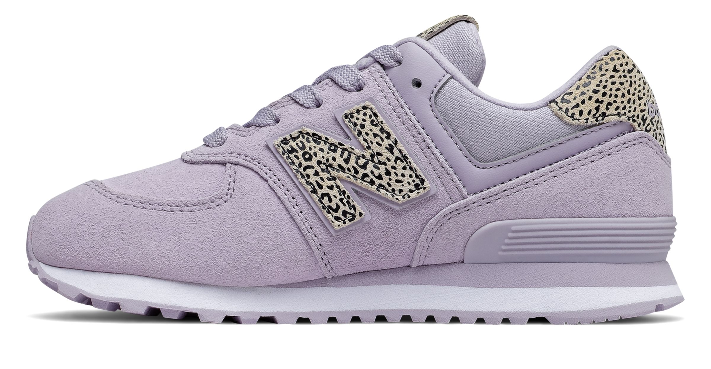new balance mujer aniñal print