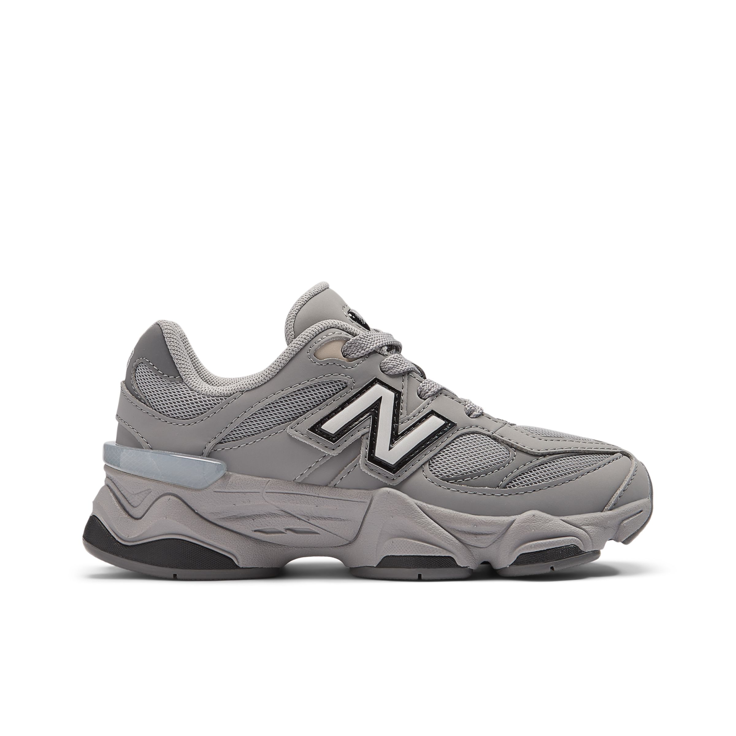 New Balance 9060 Zwart – PC9060GB