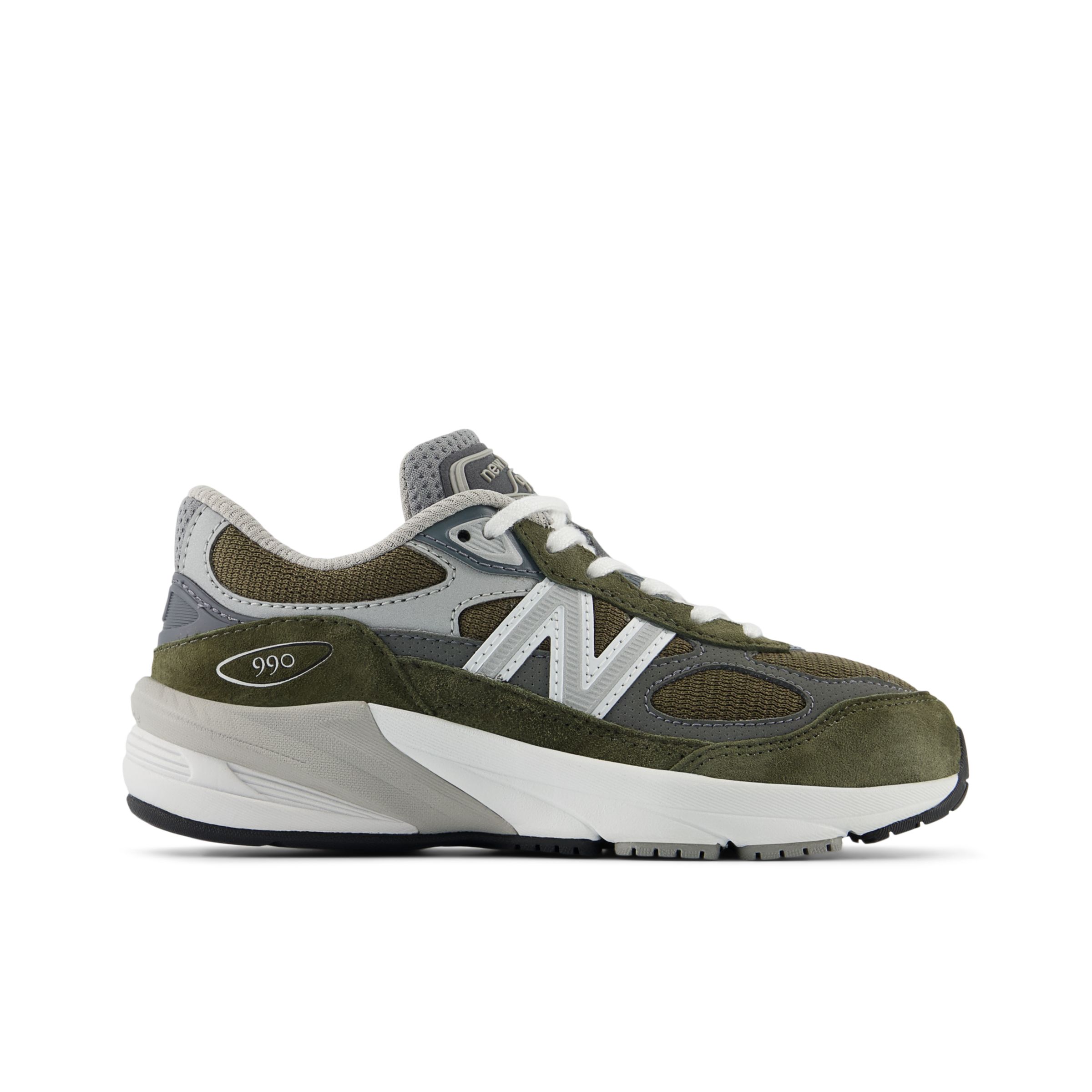 Amazon.com | New Balance Unisex Made in USA 990v6 Sneaker