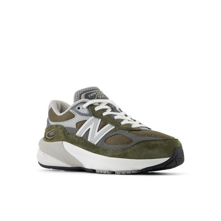 Iconic 990 Collection - New Balance