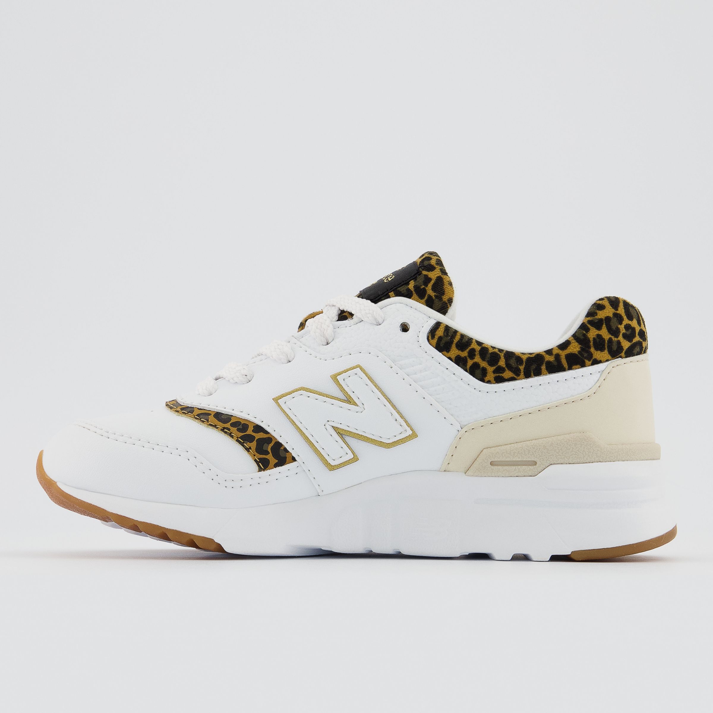 new balance animal print 997h
