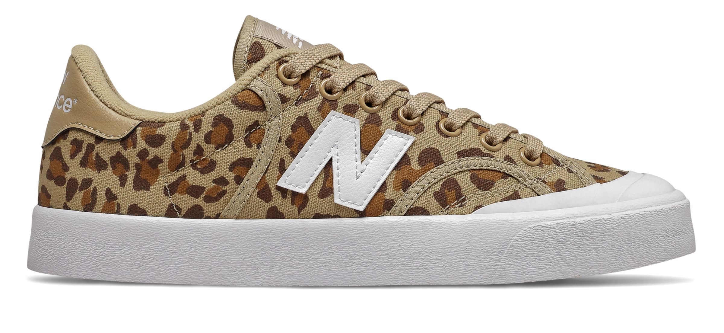 new balance unisex pro court