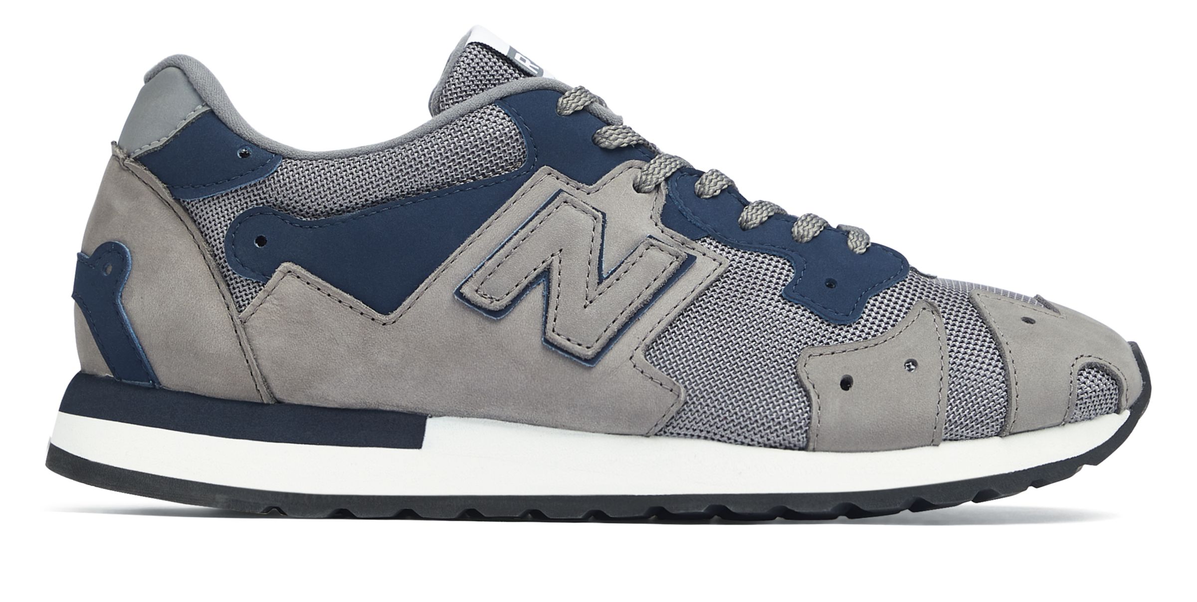 New Balance R770 - R770GGN