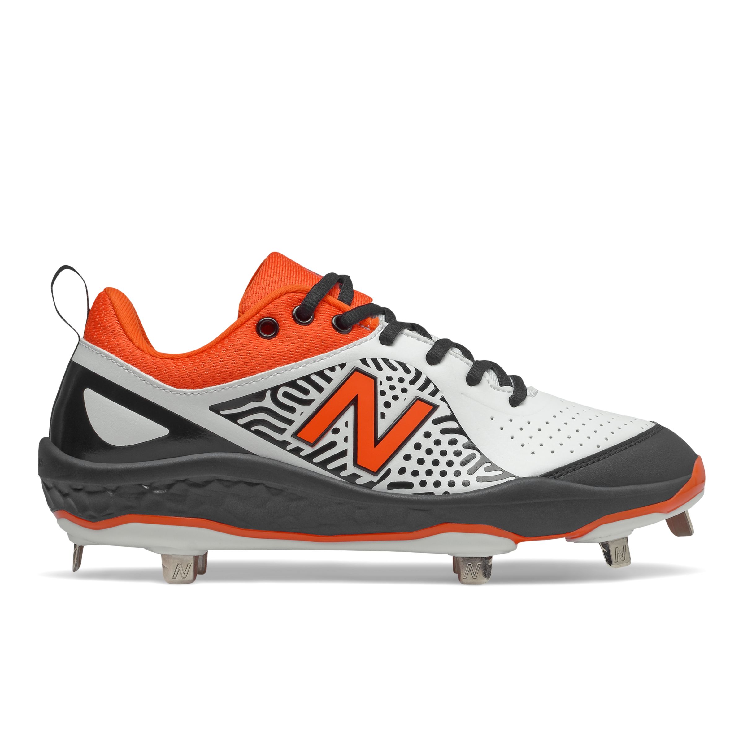 new balance softball cleats with pitching toe