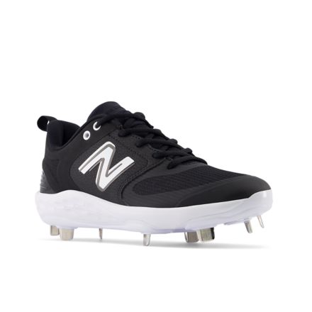 Black new clearance balance molded cleats