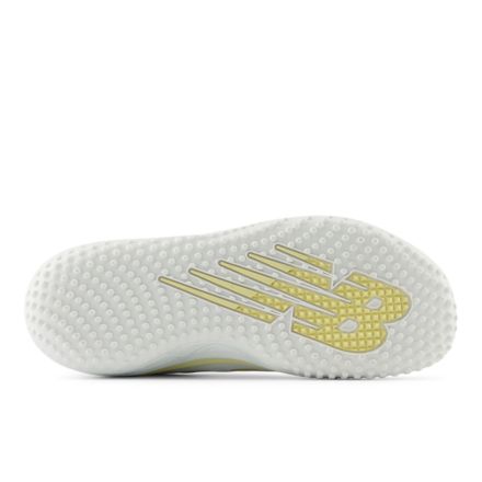 Fresh Foam Velo v4 Turf-Trainer - New Balance