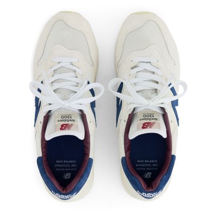 Made in USA 1300