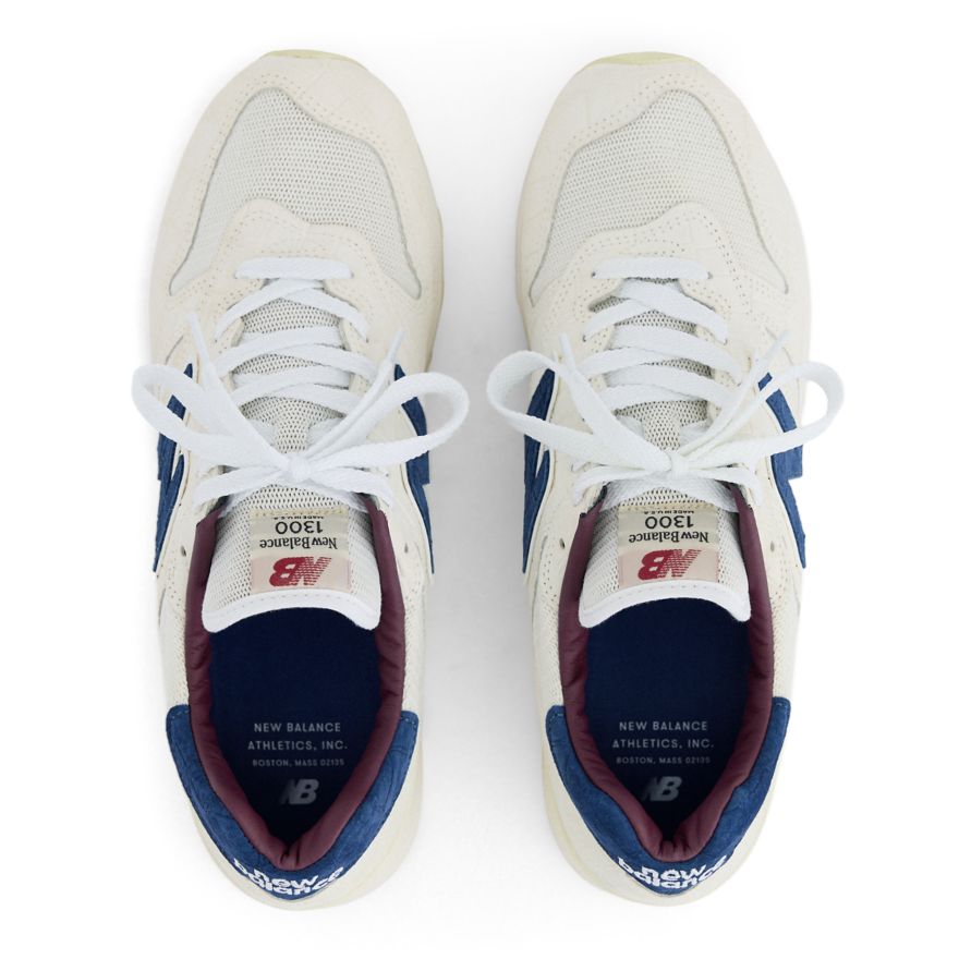 Made in USA 1300