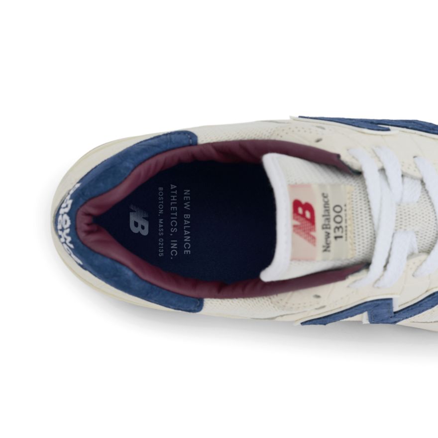 Made in USA 1300
