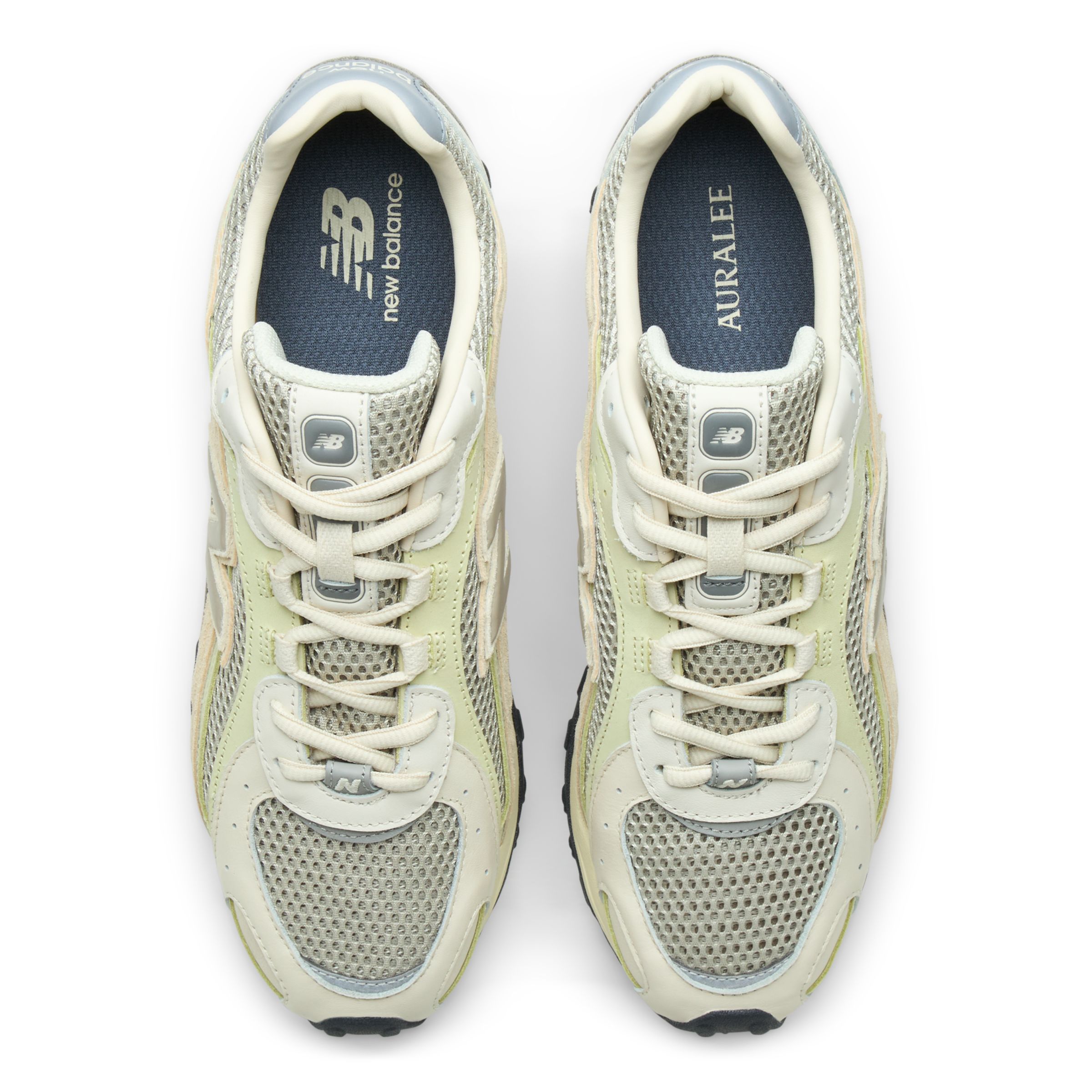 AURALEE x New Balance 204L
