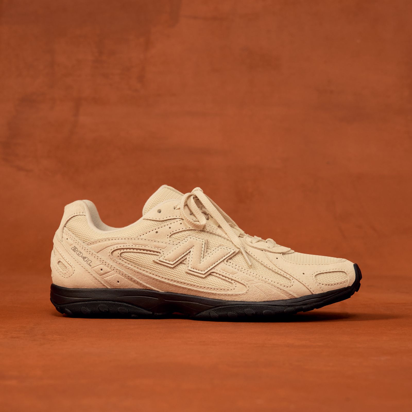 Мужские кроссовки New Balance Lunar New Year 204L — фото 7