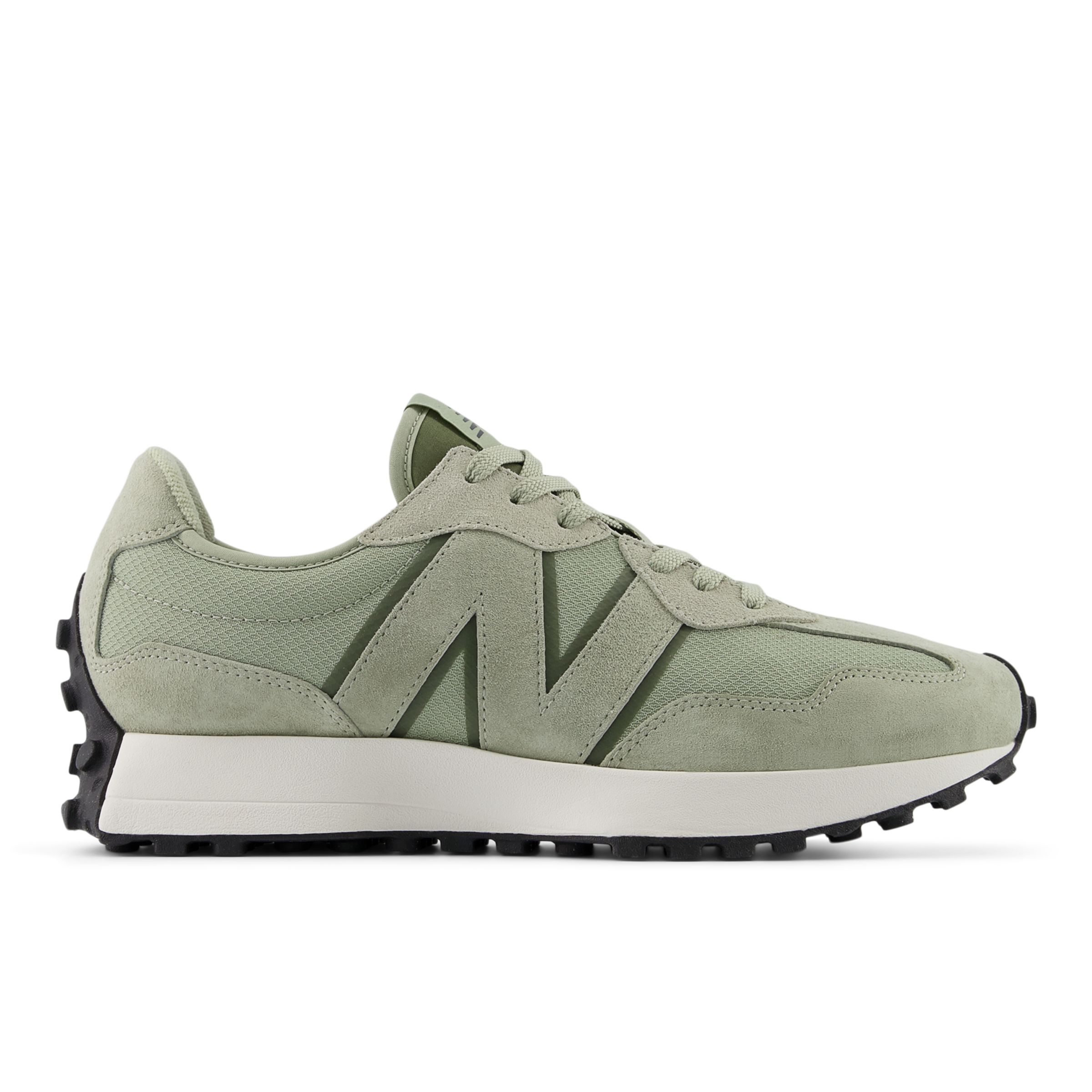 New Balance Unisex 327 in Green Suede/Mesh, size 5