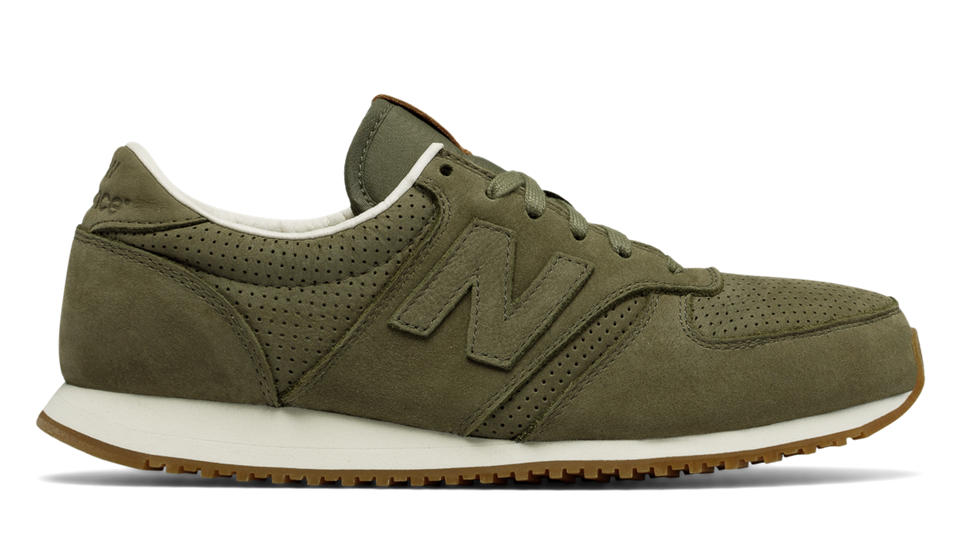 new balance 70s running 420 trainers in beige new balance 70s running 420 trainers in beige