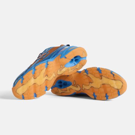 Amine x New Balance 740