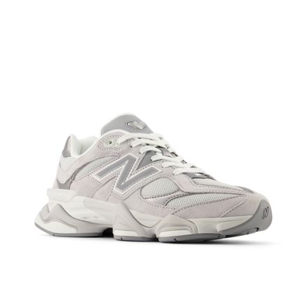 9060, Raincloud with Dark Silver Metallic with Grey Matter with Reflection, U9060ERG