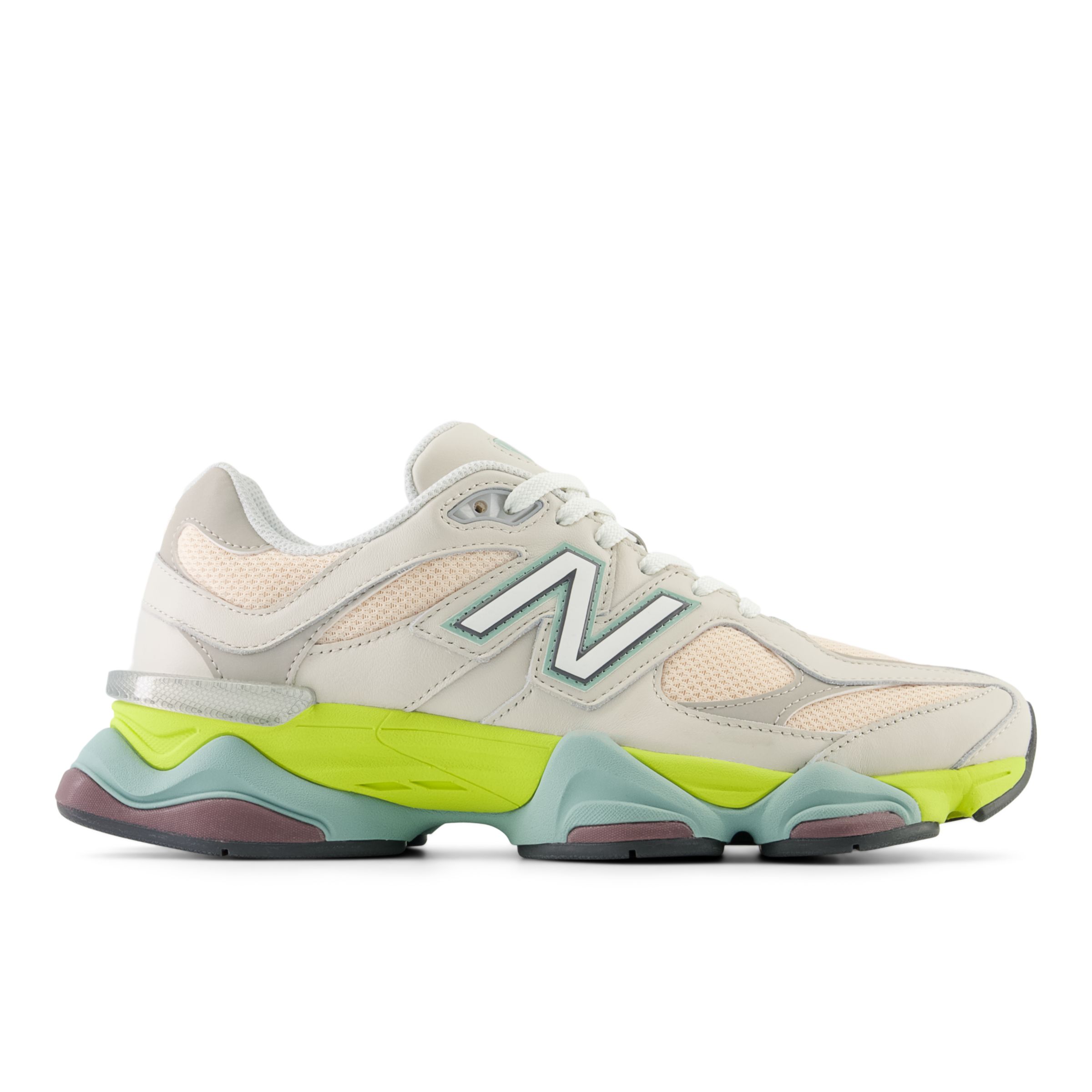 New Balance Unisex 9060 in Beige/Pink/Grey Leather, size 6